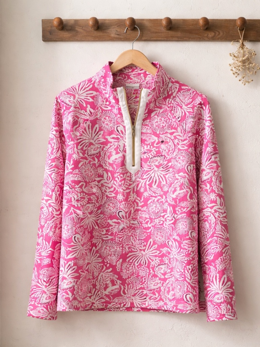Lilly Pulitzer Ashlee Popover Passion Fruit Pink Absolutely Flamazing size small - Picture 2 of 8